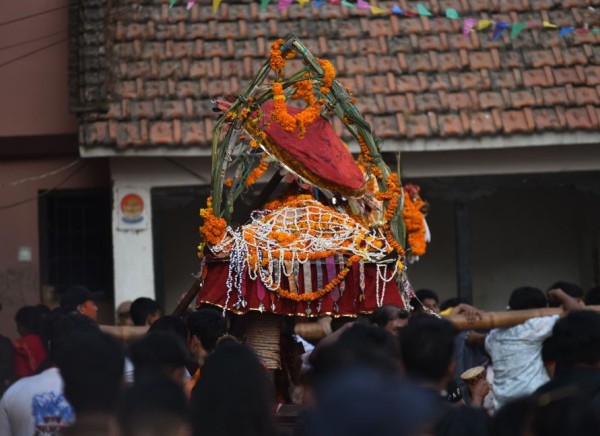 चन्द्रागिरि नगरपालिकाकाे बलम्बुमा महालक्ष्मी जात्रा (फाेटाे )