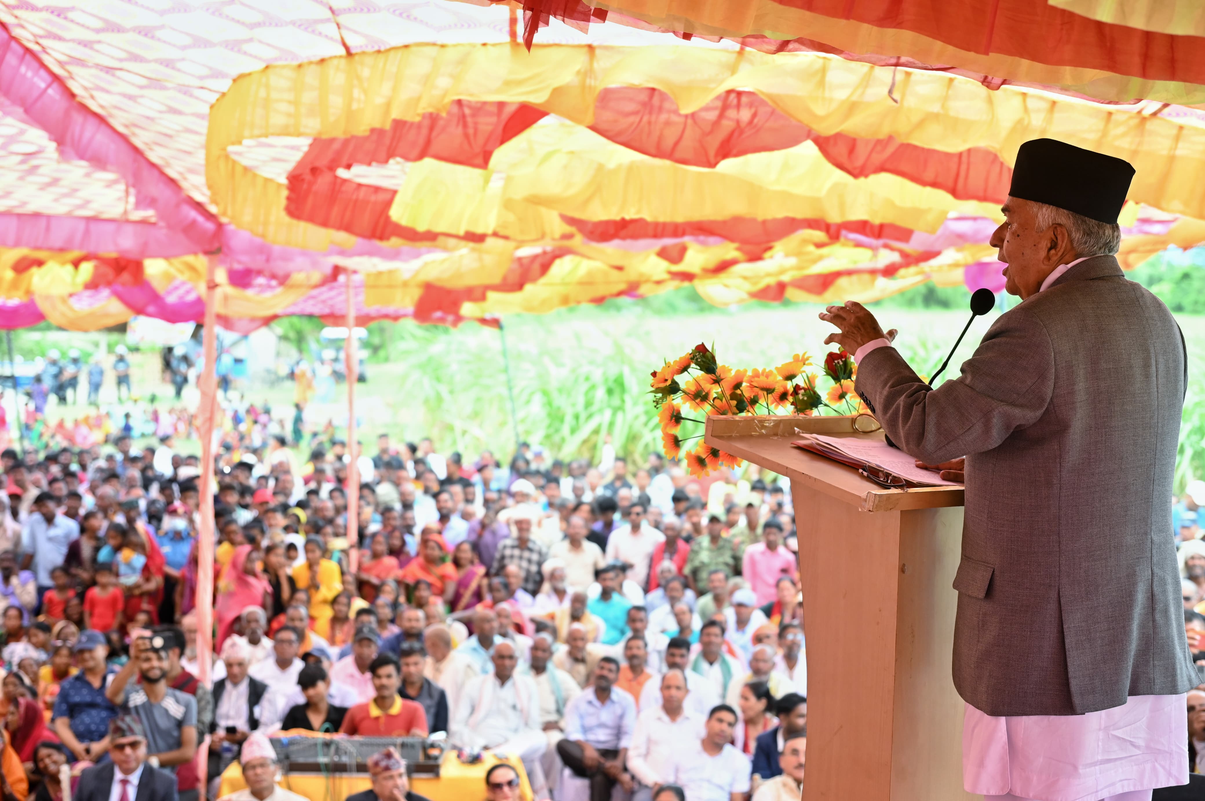 सुस्ता पुलले नागरिकको जोखिमपूर्ण यात्रामा सहजता दिएको छ : राष्ट्रपति